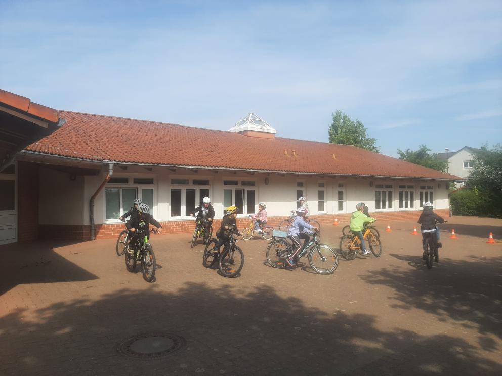 Fahrrad-Projekttag an der Grundschule Dürerring